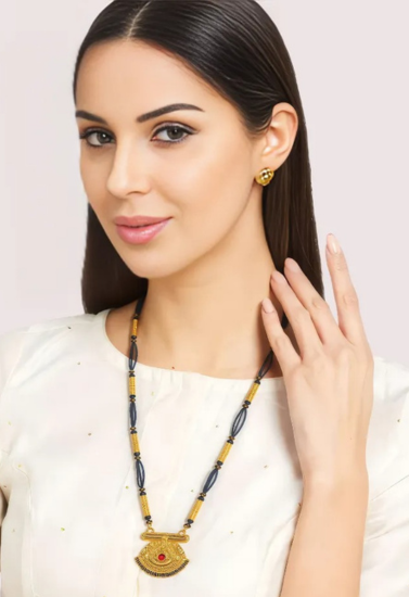 Elegant Traditional Mangalsutra with Black Beads & Pendant